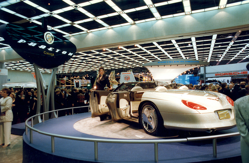 Illustration for article titled This Is How Ridiculous The Detroit Auto Show Will Look In 25 Years